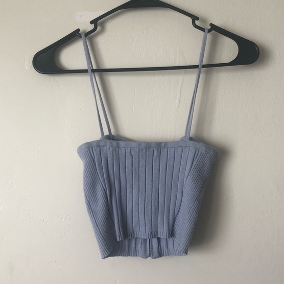 Kendall & Kylie Cute Crop Top w/ Hoop Zipper - Picture 4 of 5